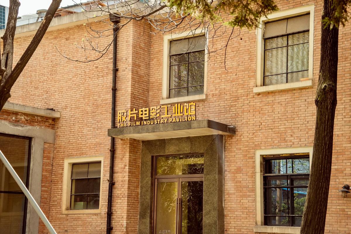 影音先锋成人无码影院的相关介绍