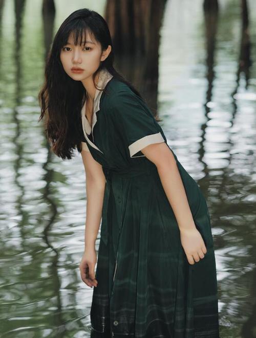 欧美人妻啪啪啪啪的相关介绍
