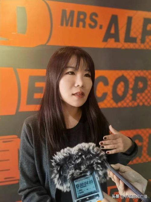 亚洲成人按摩av电影的相关介绍