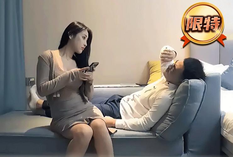 熟女大尺度写真图片的相关介绍