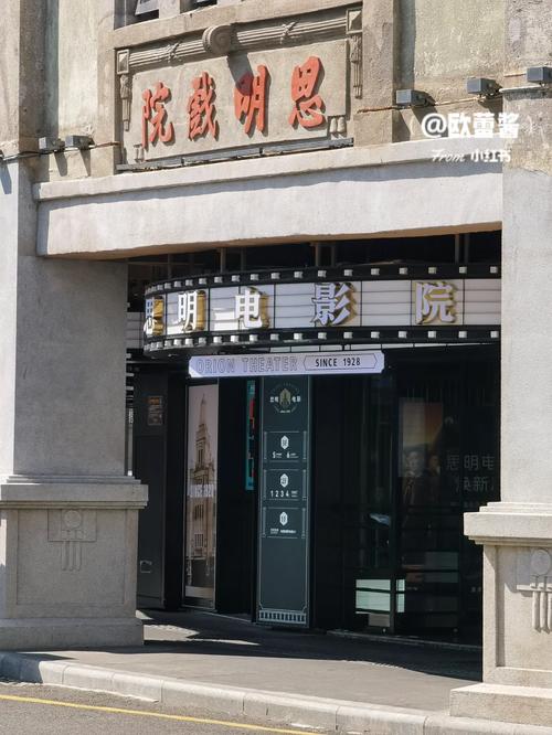 人妻啪啪自拍的相关介绍