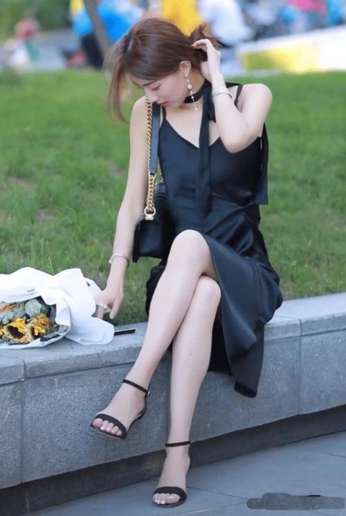 美女被猛男操的相关介绍