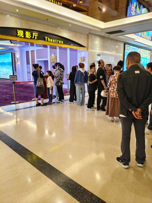 丰满少妇av在线的相关介绍