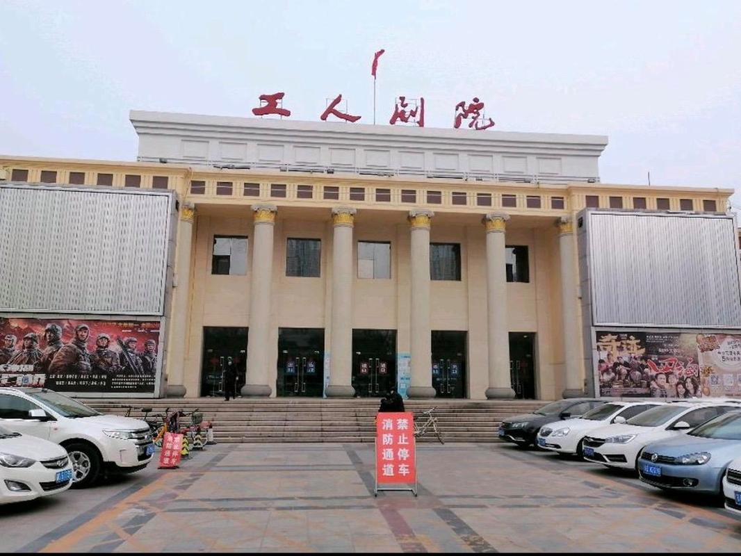 尤物丰满老师大尺度喷血写真的相关介绍