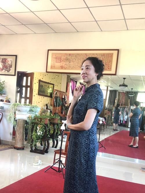 人妻少妇嫩草av的相关介绍