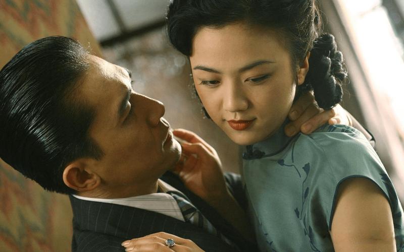 女性分泌物在内裤上会变黄的相关介绍