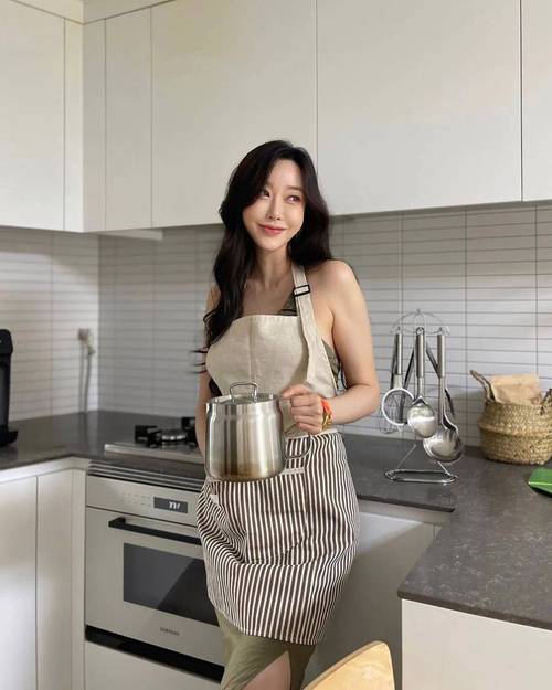 欧美超大尺度美女图片的相关介绍